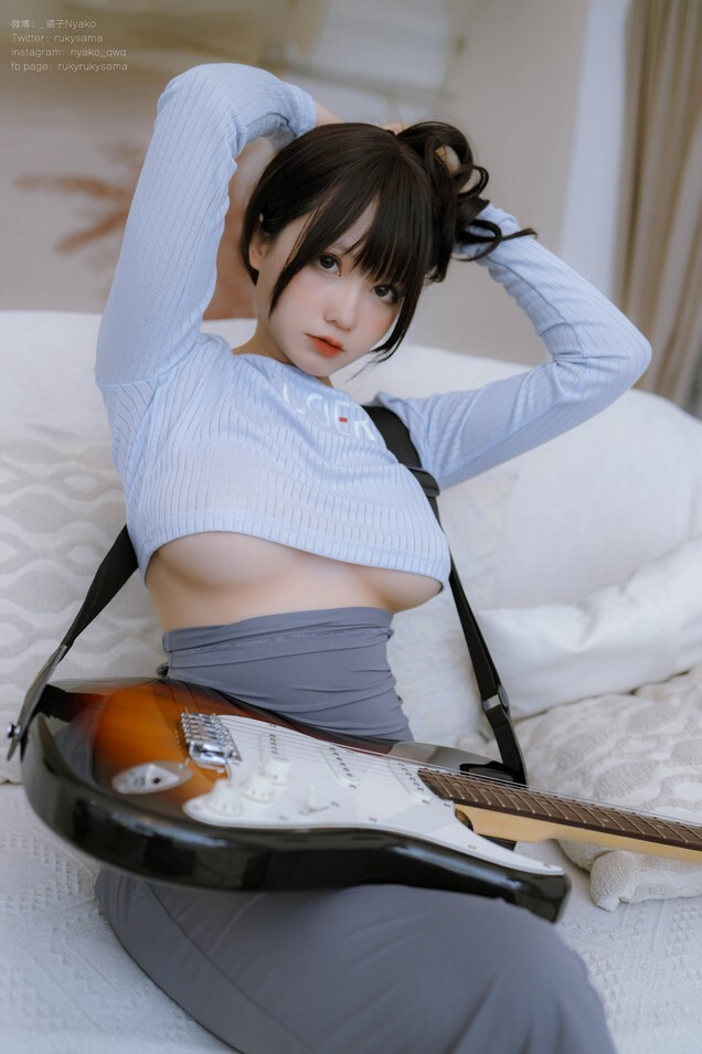 Nyako喵子 - 吉他妹妹 连衣裙 [71P1V-712MB]