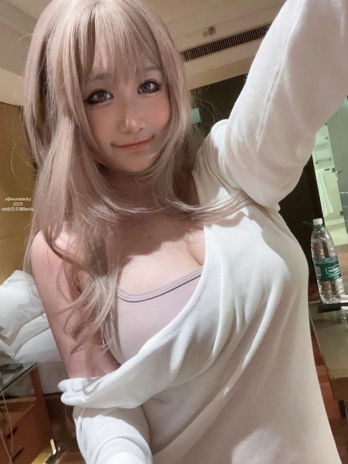 贝贝琪Becky - 清淡口的五花肉乎乎 [44P1V-341MB]