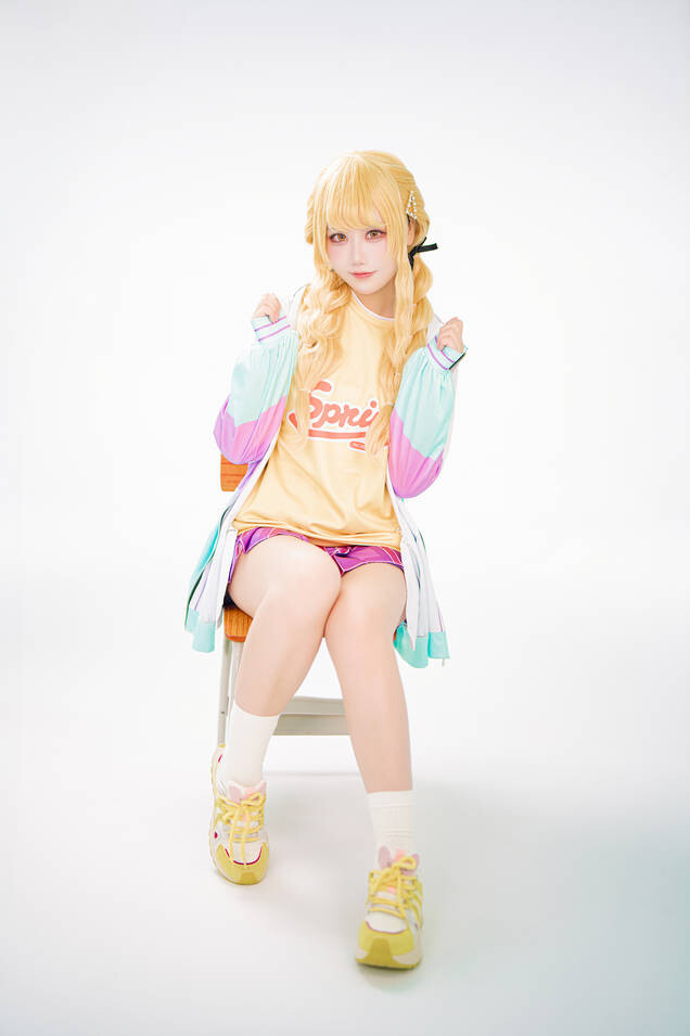 lunana - 藤田ことね [25P-90.7MB]
