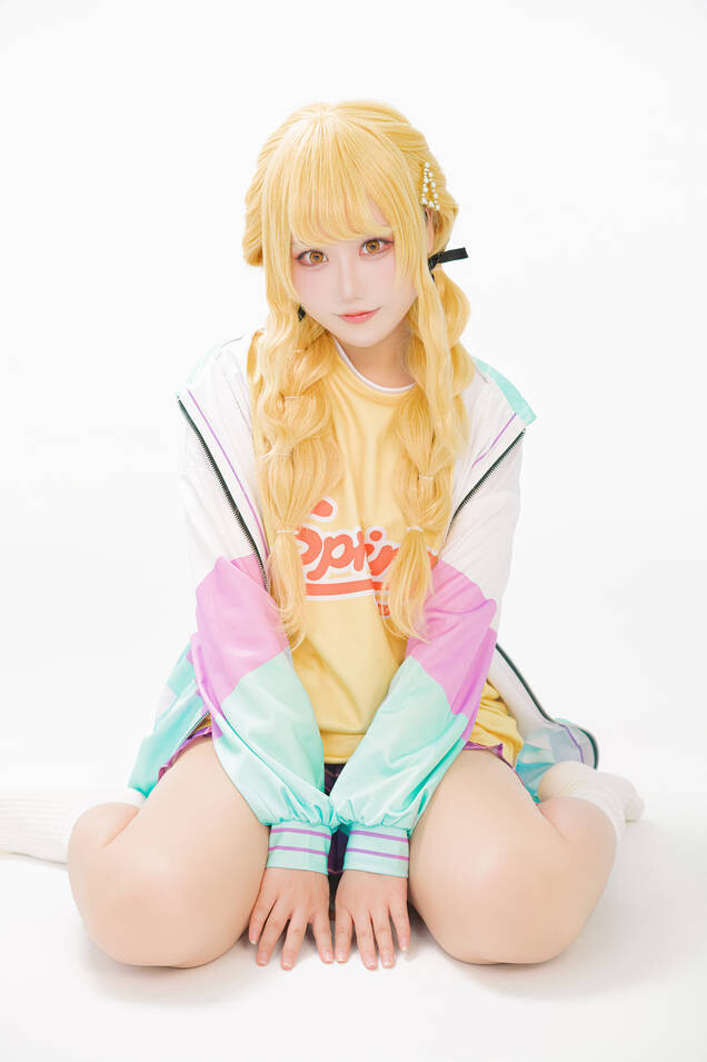 lunana - 藤田ことね [25P-90.7MB]