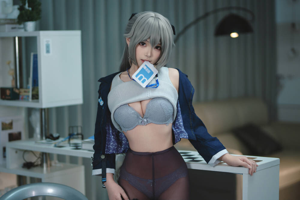 Bangni邦尼 - 崩坏3 布洛妮娅 [92P7V-1.11GB]