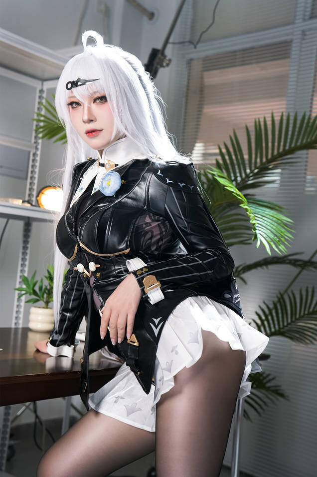 BANBANKO 半半子 - 儀玄師匠 [51P4V-422MB]