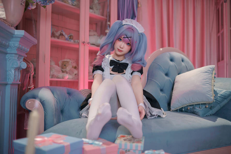 Bangni邦尼 - 初音未来 兔子洞女仆 [83P10V-975MB]