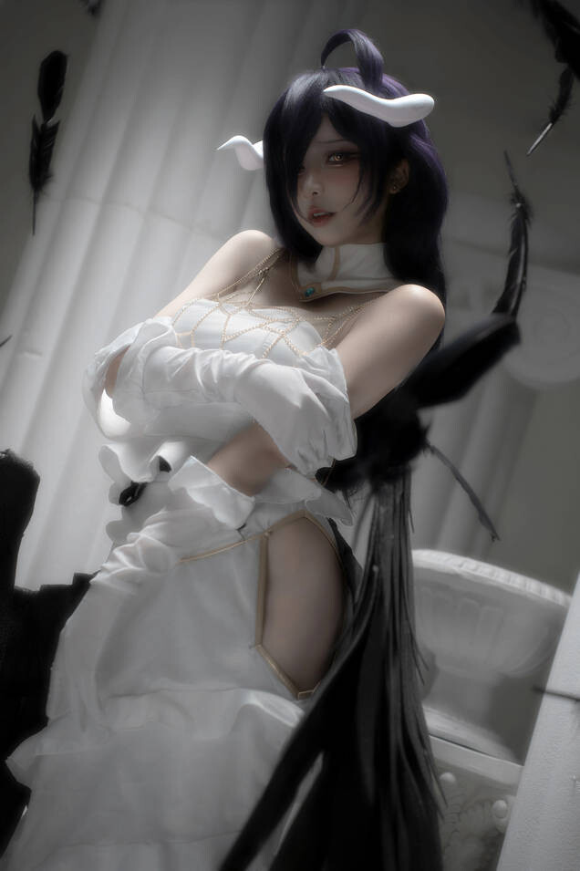 纸悦Etsu_ko - Overlord 雅儿贝德 [14P-74.8MB]