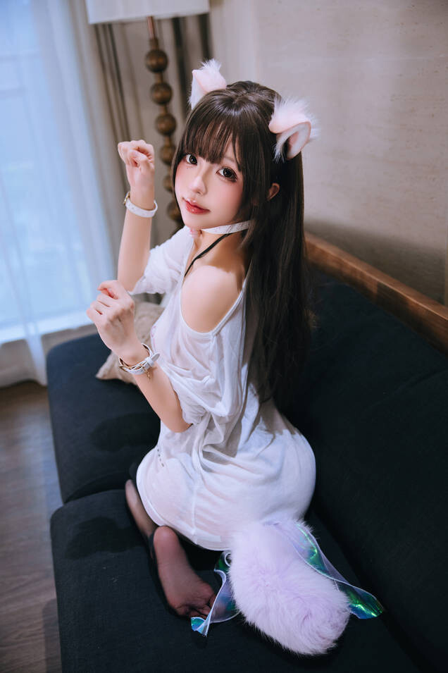 日奈娇 (樱井小莜) - 家里的猫 [180P5V-1.60GB]
